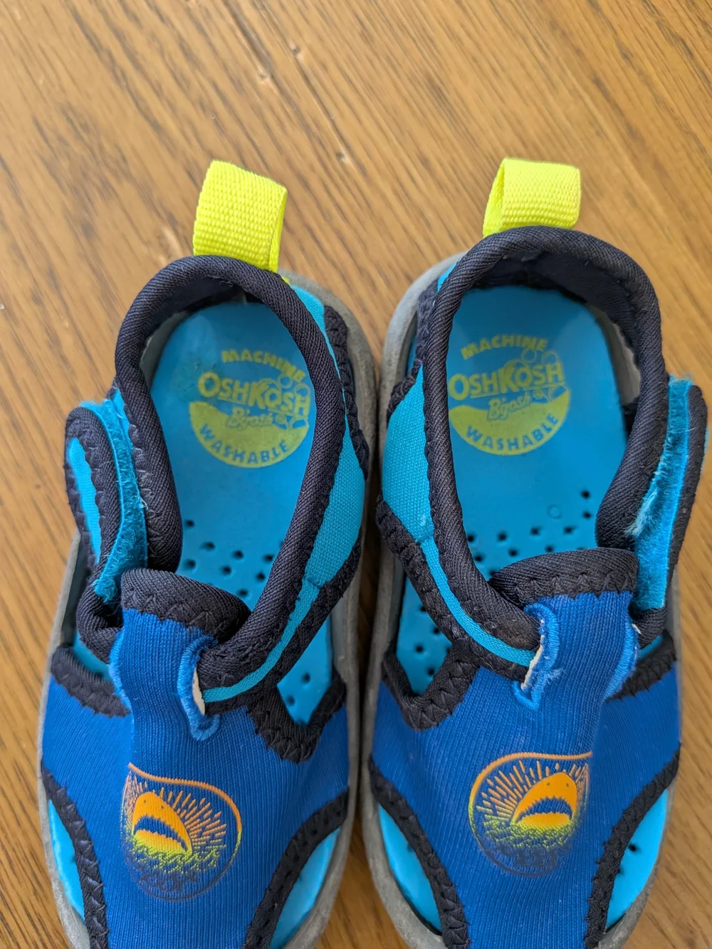 OshKosh B'gosh Kids Water Shoes , Toddler Sz. 5
